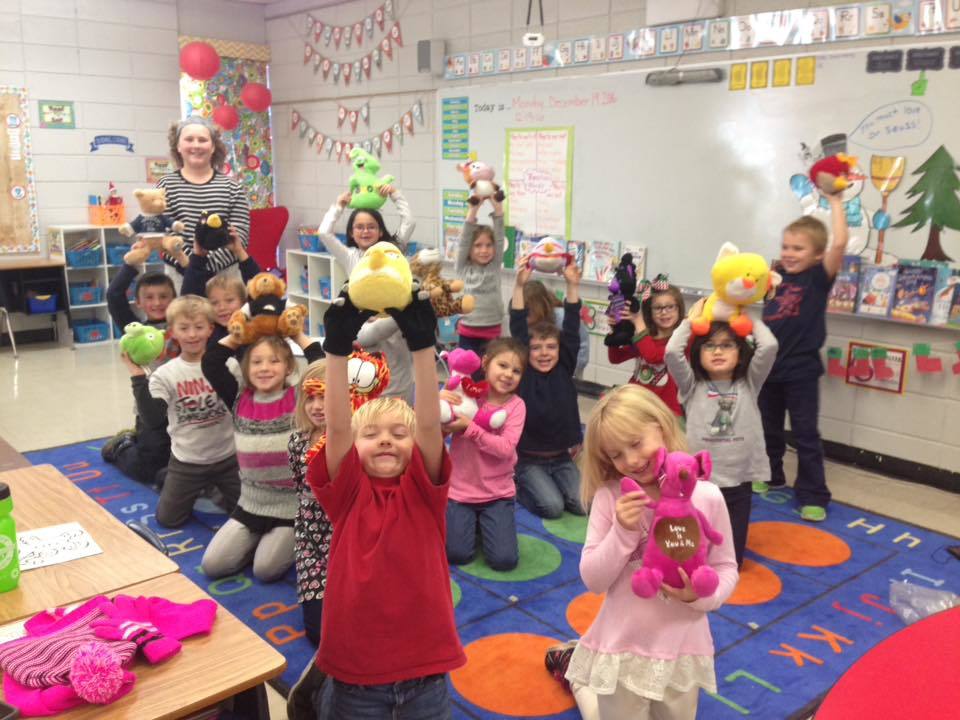 A former CMS Elementary student (Cash Pierce) came with a giving spirit and let students get a stuffed animal for Christmas! Thanks Santa Cash!